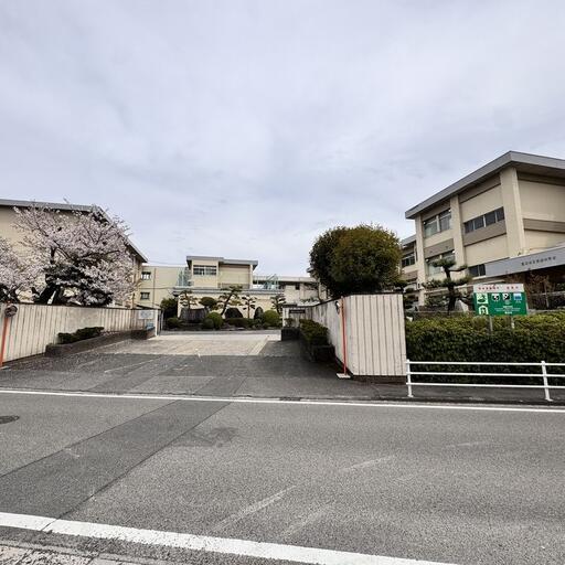 中学校 豊田市立若園中学校 徒歩約12分